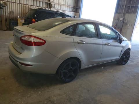 2015 Ford Fiesta, VIN 3FADP4BJ7FM104961. Фото 3 з 6 з аукціону Copart. Каталог авто зі США OpenDataCar.