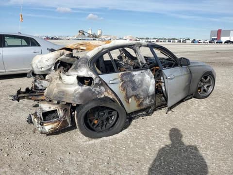 2016 Bmw motorrad 340, VIN WBA8B3G50GNT92715. Фото 3 з 6 з аукціону Copart. Каталог авто зі США OpenDataCar.