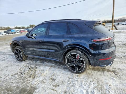 2022 Porsche Cayenne, VIN WP1AH2AY3NDA46143. Фото 2 з 6 з аукціону Copart. Каталог авто зі США OpenDataCar.