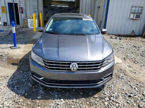 2017 Volkswagen Passat, VIN 1VWBT7A36HC069882. Фото 5 з 6 з аукціону Copart. Каталог авто зі США OpenDataCar.
