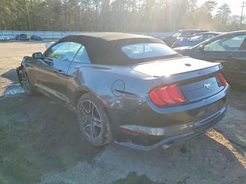 2019 Ford Mustang, VIN 1FATP8UH7K5150853. Фото 2 з 6 з аукціону Copart. Каталог авто зі США OpenDataCar.