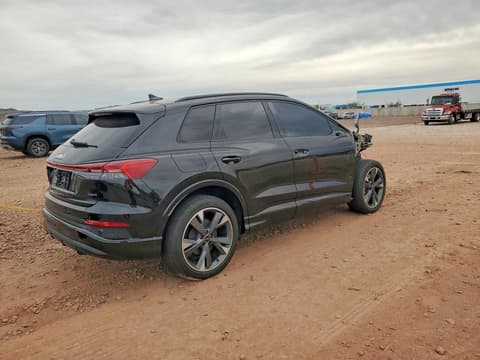 2023 Audi Q4 e-tron, VIN WA1L2BFZXPP054037. Фото 3 из 6 с аукциона Copart. Каталог авто из США OpenDataCar.