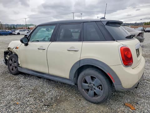 2015 Mini Cooper, VIN WMWXS5C51FT828379. Фото 2 з 6 з аукціону Copart. Каталог авто зі США OpenDataCar.