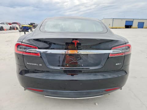 2015 Tesla Model S, VIN 5YJSA1H22FFP74830. Фото 6 з 6 з аукціону Copart. Каталог авто зі США OpenDataCar.