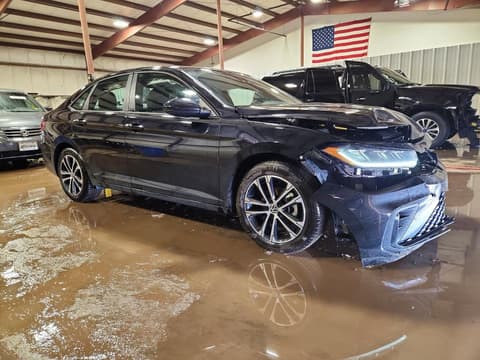 2025 Volkswagen Jetta, VIN 3VWBX7BU6SM020537. Фото 4 з 6 з аукціону Copart. Каталог авто зі США OpenDataCar.