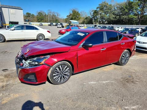 2024 Nissan Altima, VIN 1N4BL4DV1RN386057. Фото 1 з 6 з аукціону Copart. Каталог авто зі США OpenDataCar.