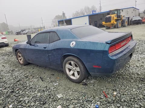 2013 Dodge Challenger, VIN 2C3CDYAG2DH524316. Фото 2 з 6 з аукціону Copart. Каталог авто зі США OpenDataCar.