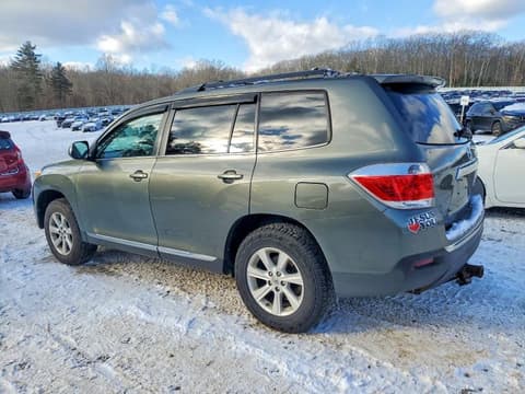2012 Toyota Highlander, VIN 5TDBK3EH4CS145451. Фото 2 з 6 з аукціону Copart. Каталог авто зі США OpenDataCar.