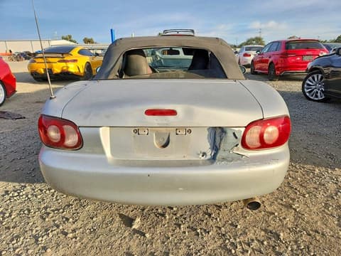 2001 Mazda MX-5 Miata, VIN JM1NB353010206246. Фото 6 из 6 с аукциона Copart. Каталог авто из США OpenDataCar.