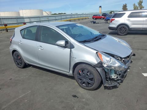 2015 Toyota Prius C, VIN JTDKDTB38F1103708. Фото 4 з 6 з аукціону Copart. Каталог авто зі США OpenDataCar.