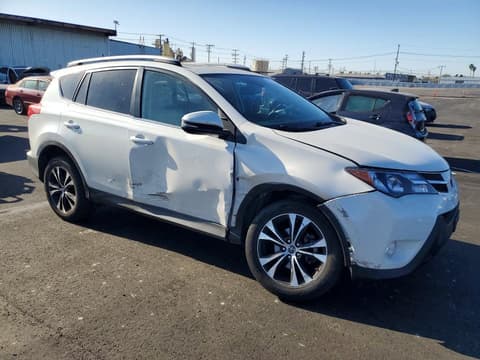 2015 Toyota RAV4, VIN 2T3YFREV1FW220276. Фото 4 з 6 з аукціону Copart. Каталог авто зі США OpenDataCar.