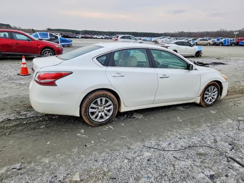 2015 Nissan Altima, VIN 1N4AL3AP9FC103522. Фото 3 з 6 з аукціону Copart. Каталог авто зі США OpenDataCar.
