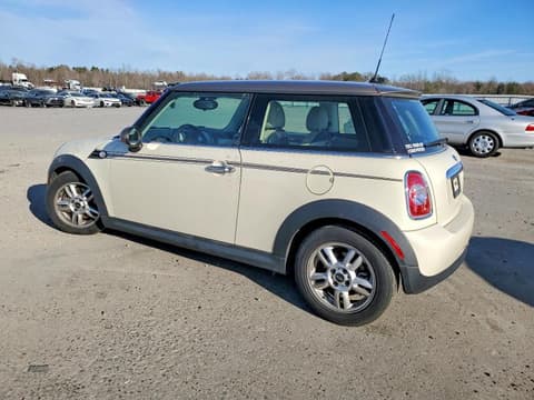 2013 Mini Cooper, VIN WMWSU3C51DT684919. Фото 2 з 6 з аукціону Copart. Каталог авто зі США OpenDataCar.