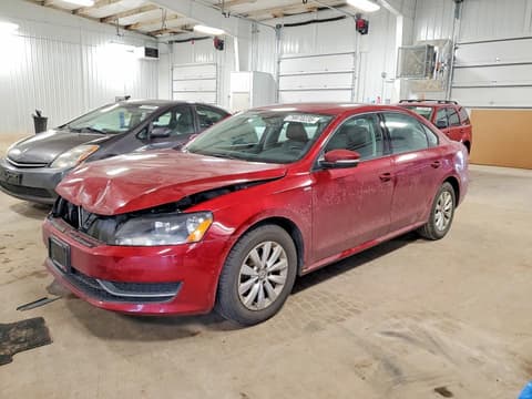 2015 Volkswagen Passat, VIN 1VWAS7A36FC012898. Фото 1 з 6 з аукціону Copart. Каталог авто зі США OpenDataCar.