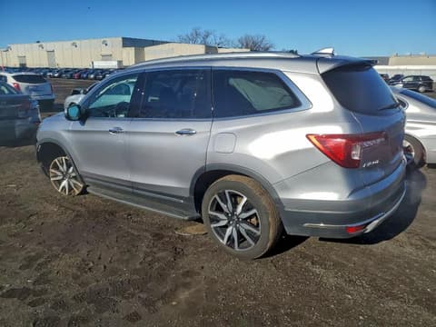2019 Honda Pilot, VIN 5FNYF6H01KB077067. Фото 2 з 6 з аукціону Copart. Каталог авто зі США OpenDataCar.