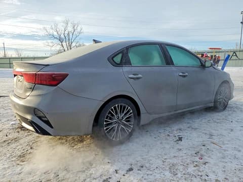 2023 Kia Forte, VIN 3KPF54AD9PE630153. Zdjęcie 3 z 6 z aukcji Copart. Katalog aut z USA OpenDataCar.