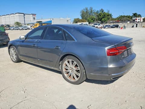 2015 Audi A8 Quattro, VIN WAUJGAFD9FN005299. Фото 2 з 6 з аукціону Copart. Каталог авто зі США OpenDataCar.