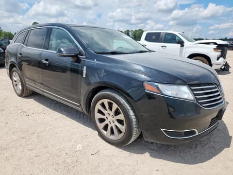 2019 Lincoln MKT, VIN 2LMHJ5AT7KBL01419. Фото 4 из 6 с аукциона Copart. Каталог авто из США OpenDataCar.