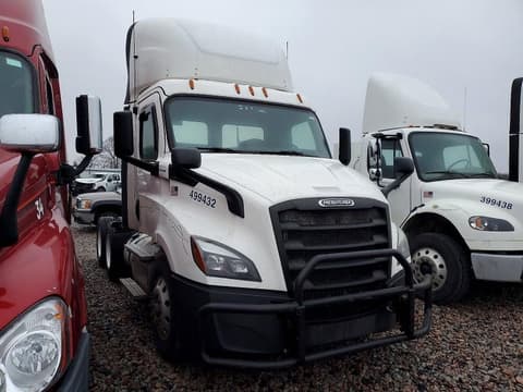 2019 Freightliner Cascadia, VIN 1FUJHTDV2KLKF2214. Фото 1 з 6 з аукціону Copart. Каталог авто зі США OpenDataCar.