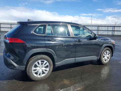 2022 Toyota Corolla Cross, VIN 7MUAAAAG7NV033266. Zdjęcie 3 z 6 z aukcji Copart. Katalog aut z USA OpenDataCar.