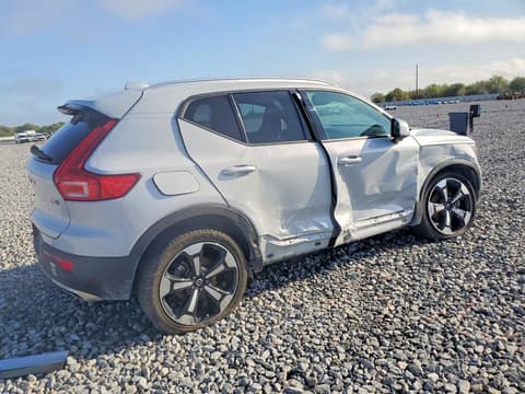 2020 Volvo XC40, VIN YV4162UK3L2285678. Фото 3 з 6 з аукціону Copart. Каталог авто зі США OpenDataCar.