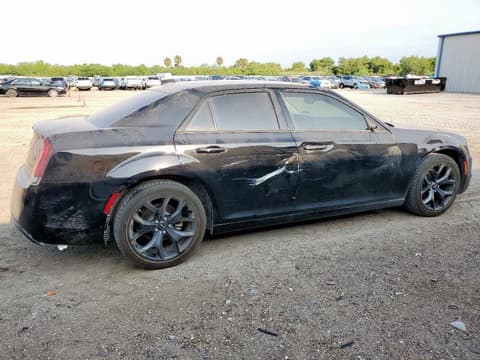 2023 Chrysler 300, VIN 2C3CCAAGXPH681834. Фото 3 из 6 с аукциона Copart. Каталог авто из США OpenDataCar.