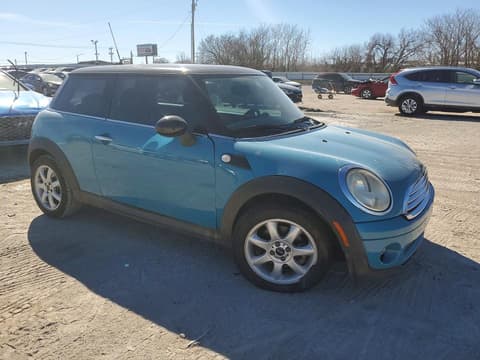2010 Mini Cooper, VIN WMWMF3C56ATZ21368. Фото 4 з 6 з аукціону Copart. Каталог авто зі США OpenDataCar.