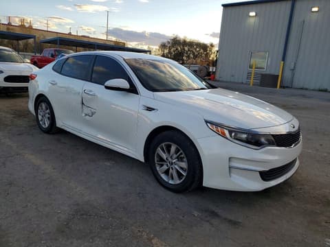 2016 Kia Optima, VIN 5XXGT4L39GG036071. Фото 4 из 6 с аукциона Copart. Каталог авто из США OpenDataCar.