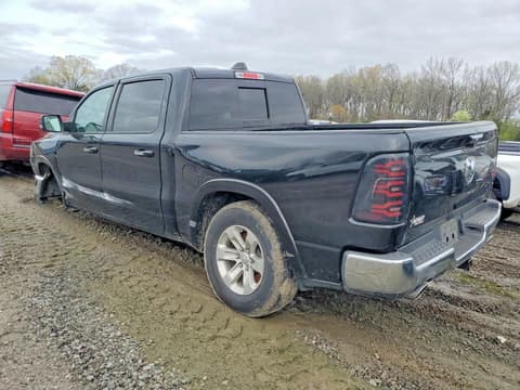 2022 Ram 1500, VIN 1C6SRFJM6NN130482. Фото 2 з 6 з аукціону Copart. Каталог авто зі США OpenDataCar.