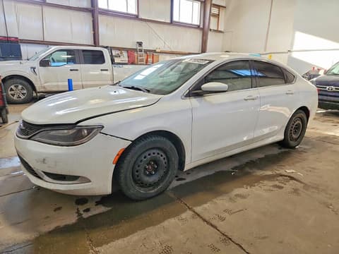2015 Chrysler 200, VIN 1C3CCCAG2FN740764. Фото 1 з 6 з аукціону Copart. Каталог авто зі США OpenDataCar.