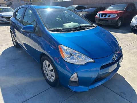 2014 Toyota Prius C, VIN JTDKDTB39E1561112. Фото 1 з 6 з аукціону Copart. Каталог авто зі США OpenDataCar.