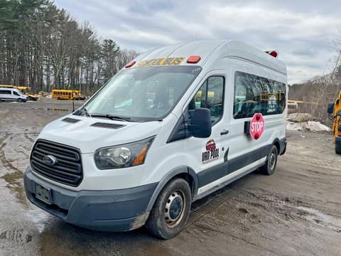 2015 Ford Transit, VIN 1FDZX2XM9FKB05748. Фото 2 из 6 с аукциона Copart. Каталог авто из США OpenDataCar.