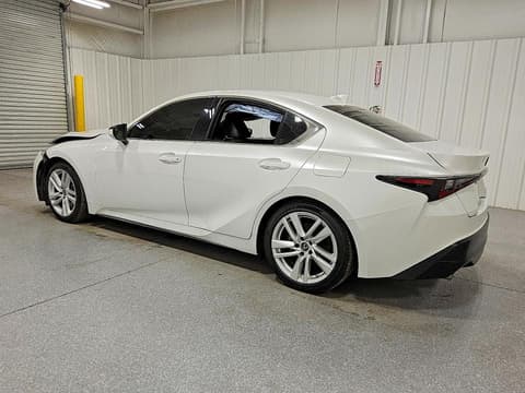 2021 Lexus IS 300, VIN JTHAA1D21M5112056. Фото 2 из 6 с аукциона Copart. Каталог авто из США OpenDataCar.