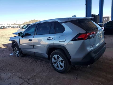 2022 Toyota RAV4, VIN 2T3H1RFV2NC196955. Фото 2 з 6 з аукціону Copart. Каталог авто зі США OpenDataCar.