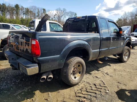 2015 Ford F-350 Super Duty, VIN 1FT8X3BT1FEB74243. Фото 3 з 6 з аукціону Copart. Каталог авто зі США OpenDataCar.