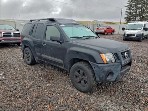 2013 Nissan Xterra, VIN 5N1AN0NW1DN815122. Zdjęcie 4 z 6 z aukcji Copart. Katalog aut z USA OpenDataCar.