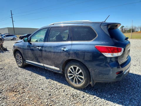 2015 Nissan Pathfinder, VIN 5N1AR2MN0FC652647. Фото 2 з 6 з аукціону Copart. Каталог авто зі США OpenDataCar.