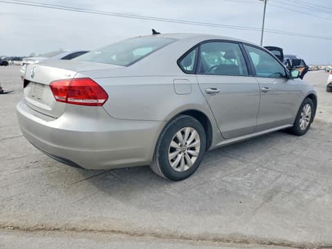 2014 Volkswagen Passat, VIN 1VWAT7A39EC083525. Фото 3 з 6 з аукціону Copart. Каталог авто зі США OpenDataCar.