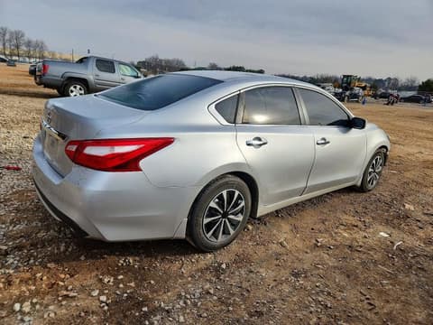 2017 Nissan Altima, VIN 1N4AL3AP4HC173481. Фото 3 з 6 з аукціону Copart. Каталог авто зі США OpenDataCar.