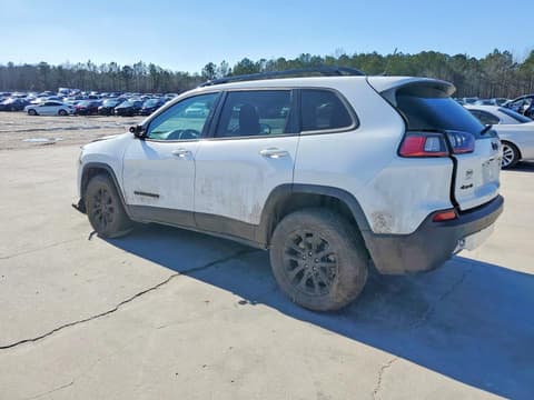 2023 Jeep Cherokee, VIN 1C4PJMMBXPD111527. Фото 2 з 6 з аукціону Copart. Каталог авто зі США OpenDataCar.