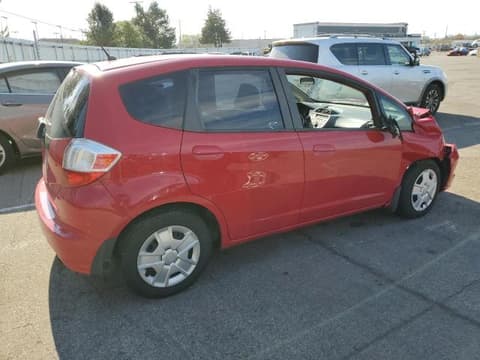2013 Honda Fit, VIN JHMGE8H38DC082673. Фото 3 з 6 з аукціону Copart. Каталог авто зі США OpenDataCar.