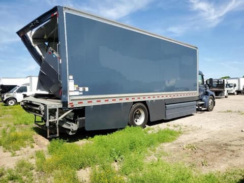 2023 Peterbilt 536, VIN 2NPKH26X4PM821741. Фото 3 з 6 з аукціону Copart. Каталог авто зі США OpenDataCar.