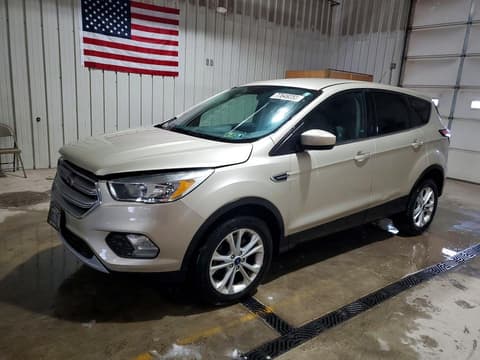 2017 Ford Escape, VIN 1FMCU0G95HUF10012. Фото 1 из 6 с аукциона Copart. Каталог авто из США OpenDataCar.