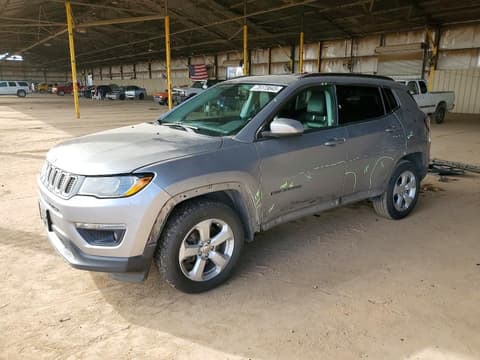 2018 Jeep Compass, VIN 3C4NJCBB4JT267990. Фото 1 з 6 з аукціону Copart. Каталог авто зі США OpenDataCar.