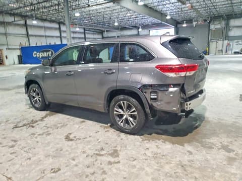 2017 Toyota Highlander, VIN 5TDBZRFH8HS472259. Фото 2 из 6 с аукциона Copart. Каталог авто из США OpenDataCar.