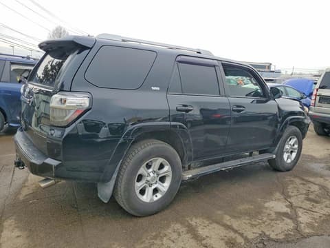2018 Toyota 4Runner, VIN JTEBU5JR7J5551131. Фото 3 з 6 з аукціону Copart. Каталог авто зі США OpenDataCar.