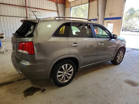 2011 Kia Sorento, VIN 5XYKWDA20BG164036. Zdjęcie 3 z 6 z aukcji Copart. Katalog aut z USA OpenDataCar.