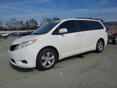 2011 Toyota Sienna, VIN 5TDKK3DCXBS139884. Фото 1 з 6 з аукціону Copart. Каталог авто зі США OpenDataCar.