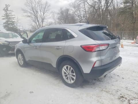 2022 Ford Escape, VIN 1FMCU9BZ4NUA48145. Фото 2 з 6 з аукціону Copart. Каталог авто зі США OpenDataCar.