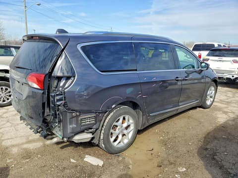 2017 Chrysler Pacifica, VIN 2C4RC1EG5HR778306. Фото 3 з 6 з аукціону Copart. Каталог авто зі США OpenDataCar.
